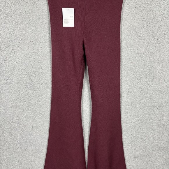 Forever 21Women's Burgundy Knit Flared Stretch Pants High Waisted Size Small NWT - Picture 3 of 7